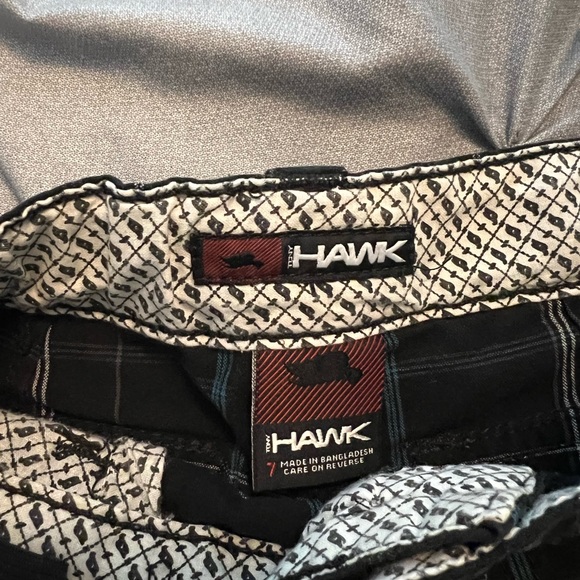 Hawk Boys Shorts - Picture 2 of 3